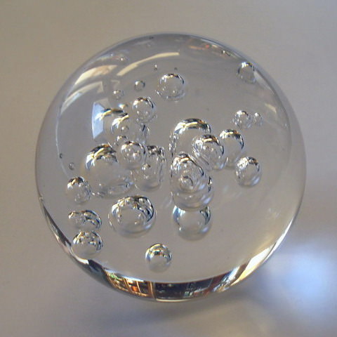 Kristallglaskugel 40 mm, klar mit Luftblasen